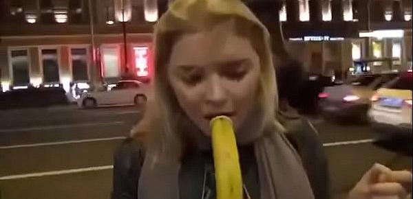  Russian Girls Sucking for Money on the Streets
